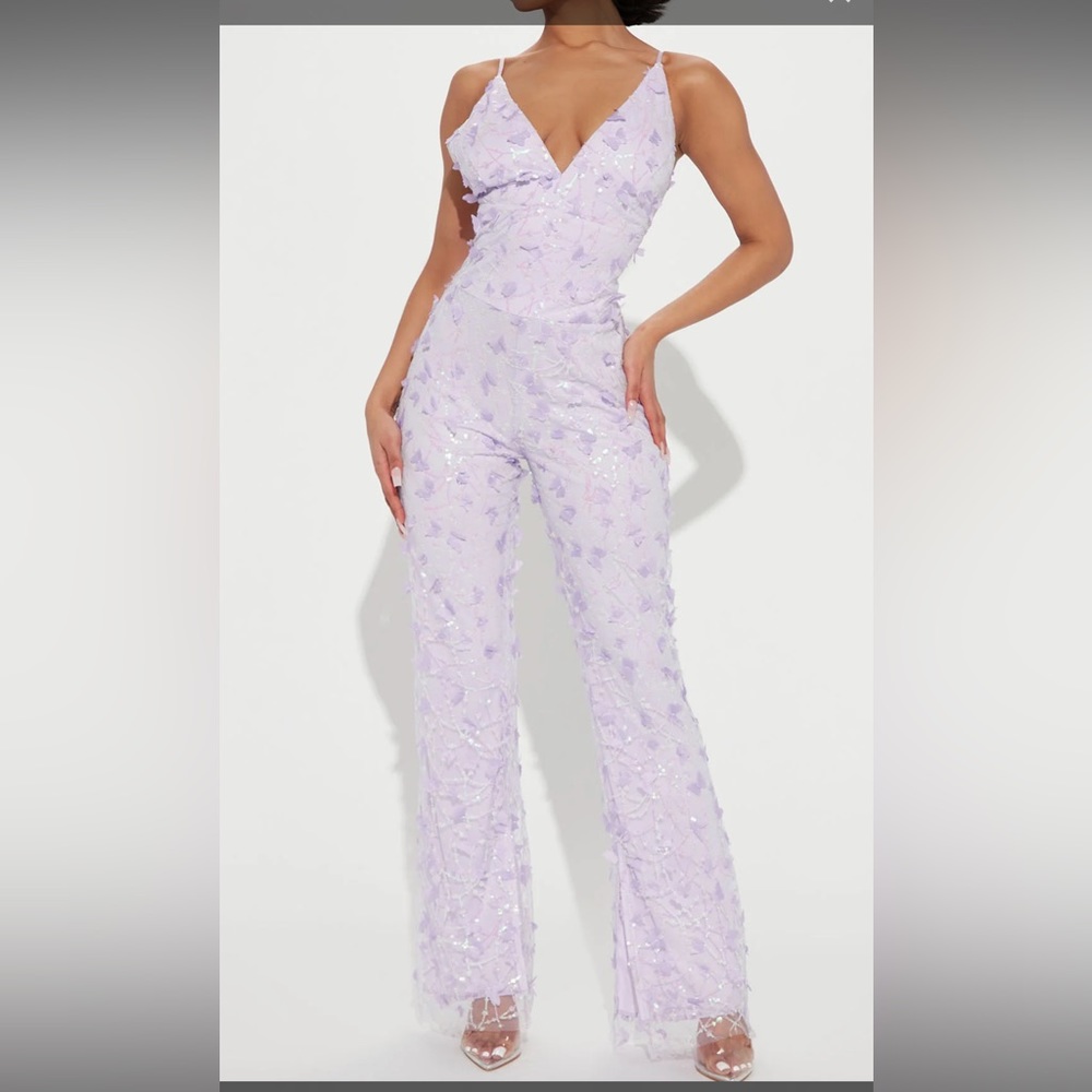 FASHION NOVA BUTTERFLY JUMPSUIT - LAVENDER (NEW)